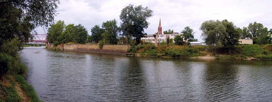 Zdjęcie. Głogów. Tytuł: "Rz. Odra". Opis: "...".