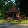 Miniatura zdjęcia "Dom Mleczarza na rondzie".