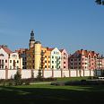 "Za sądem - stare, a nowe miasto" - miniatura zdjęcia.